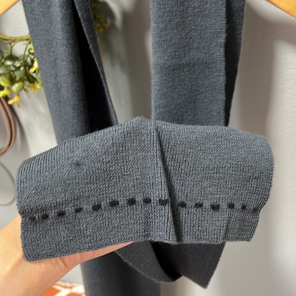 Scarf - Picture 3 of 4